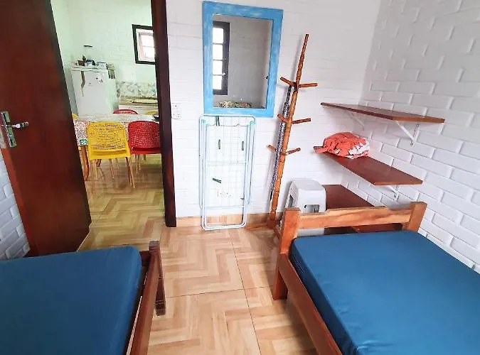 Apto 2 Quartos com piscina e churrasqueira, 5min da Praia do Itaguá Ubatuba